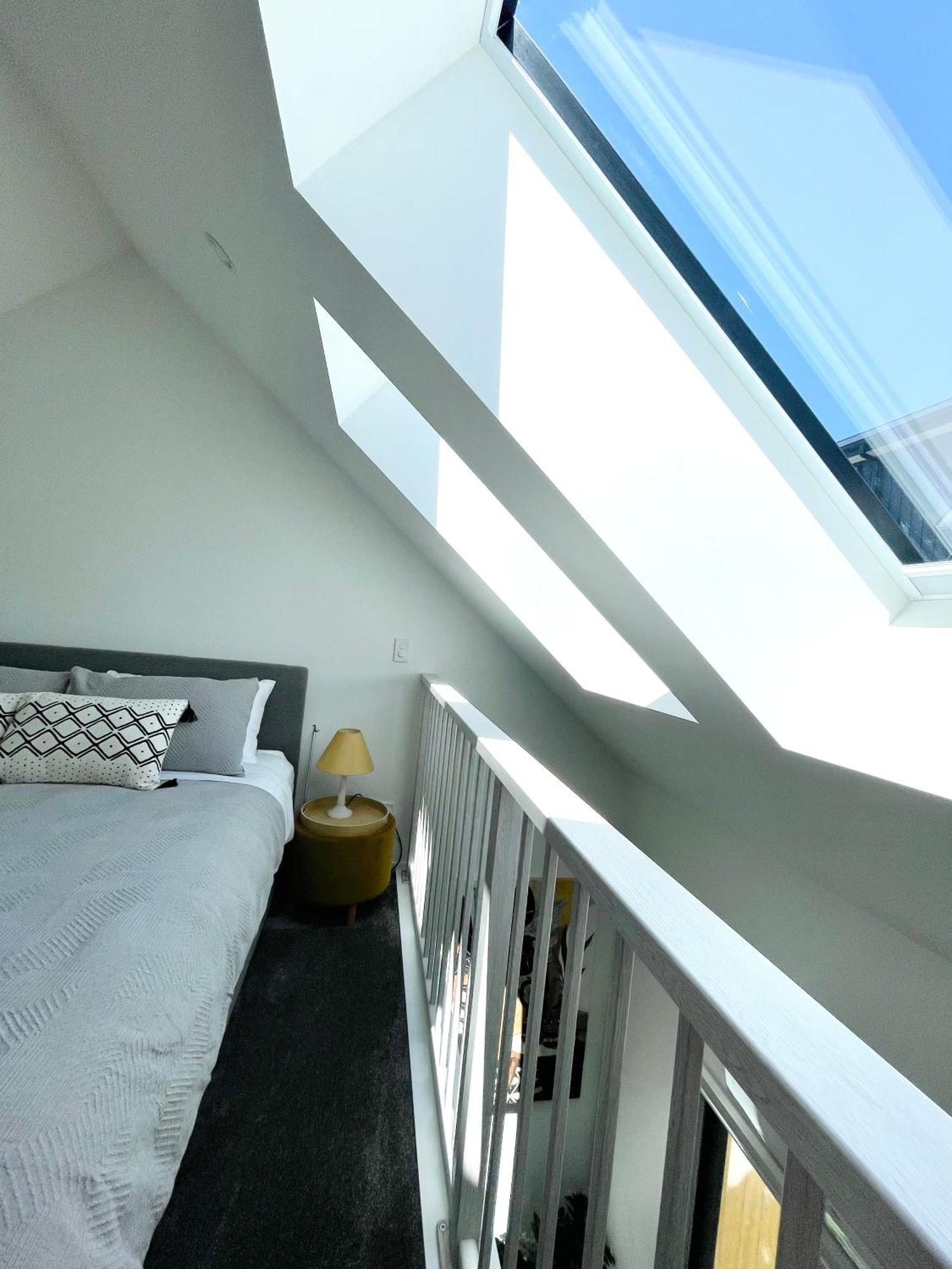 Apartment Sunny Oasis- Modern Loft Hidden On Cashel *